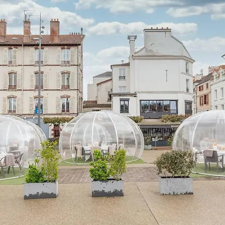 Sur Les Bords De Marne - Disneyland Paris Lagny